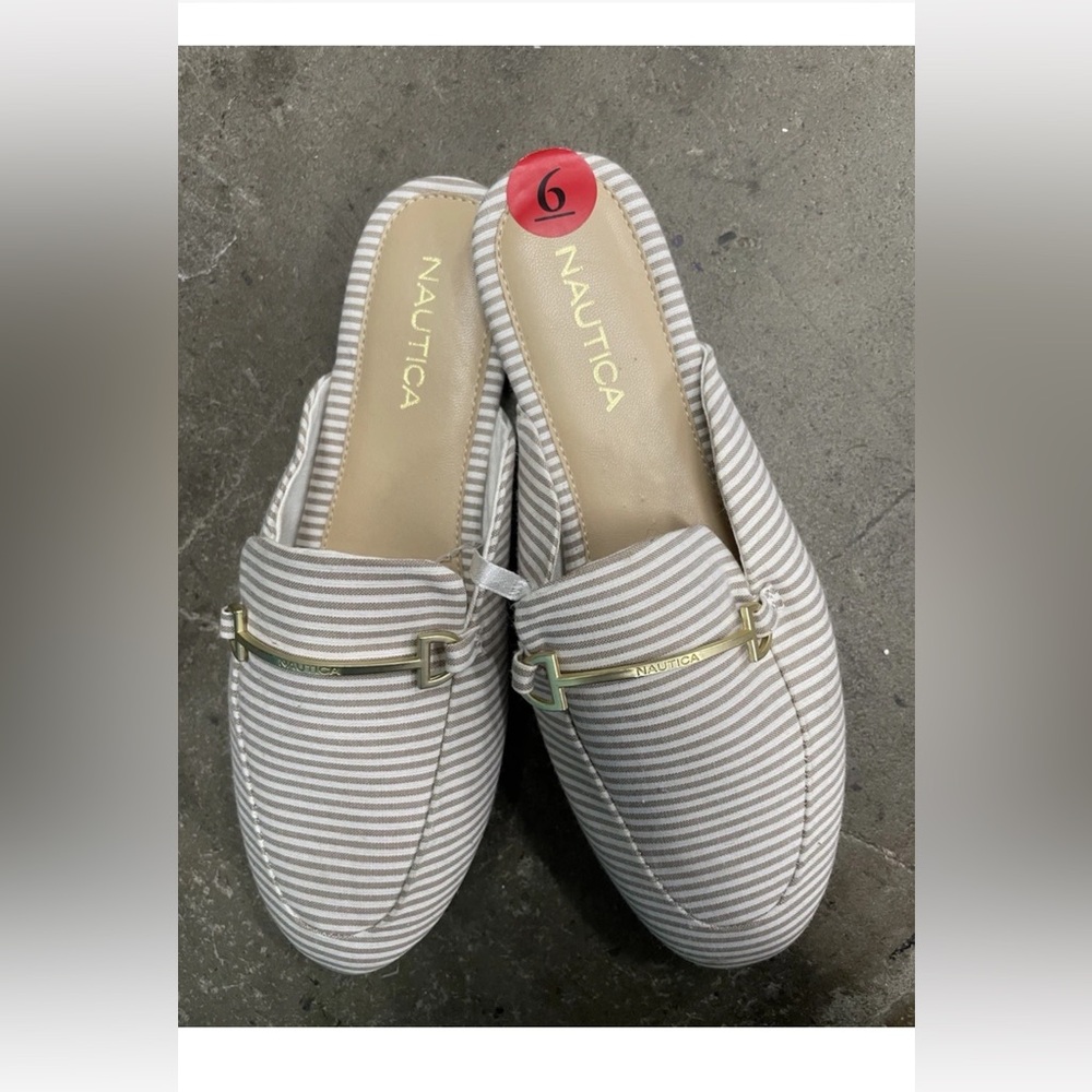 NEW Nautica Striped Gold Buckle Nautical Slip On Flat beige White SZ-6